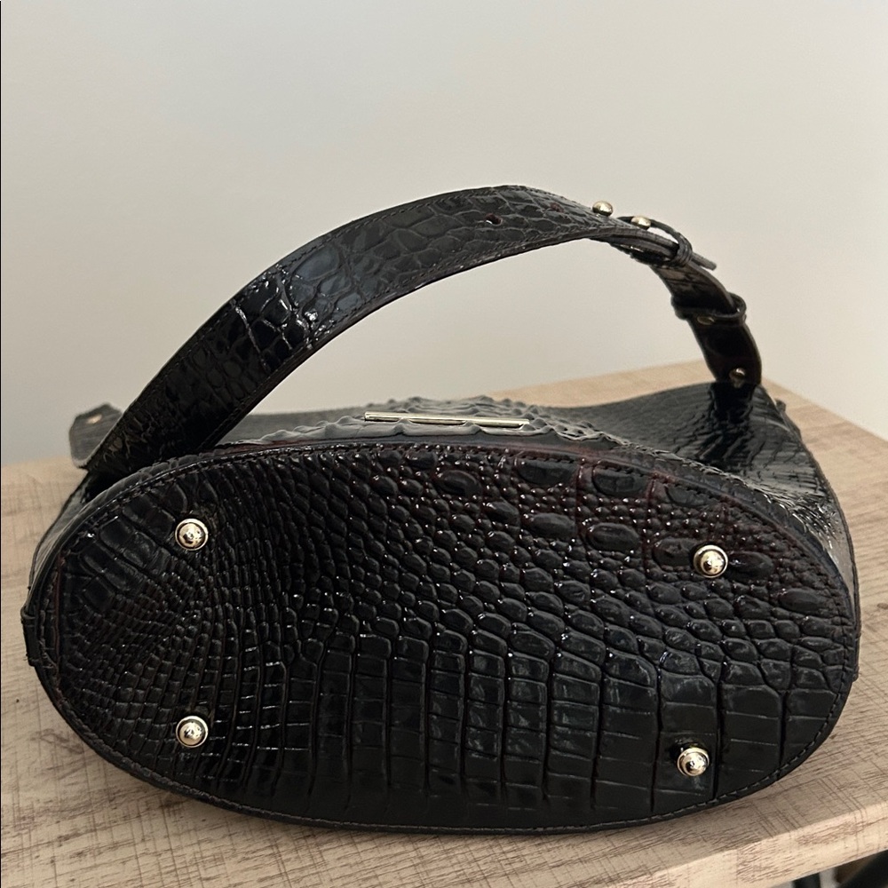 Brahmin Brown Leather Handbag has a burgundy undertone. Great Condition - Picture 6 of 7